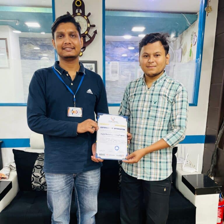 Digital marketing student receiving certificate from mentor